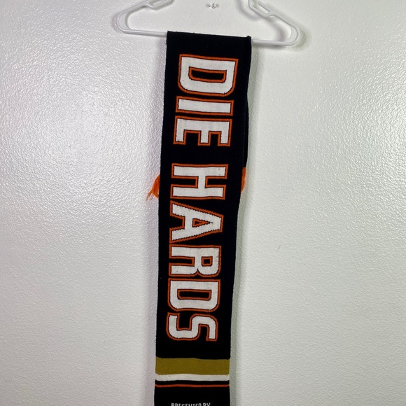 NHL Anaheim Ducks Hockey Scarf - Picture 3 of 5